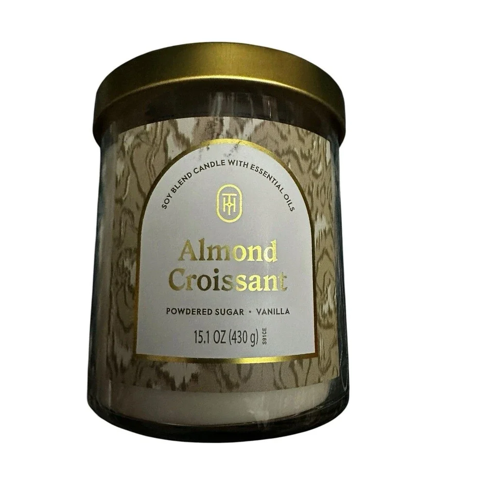 THRESHOLD Almond Croissant 2 wick 15.1 oz Candle NEW Soy, Essential Oils